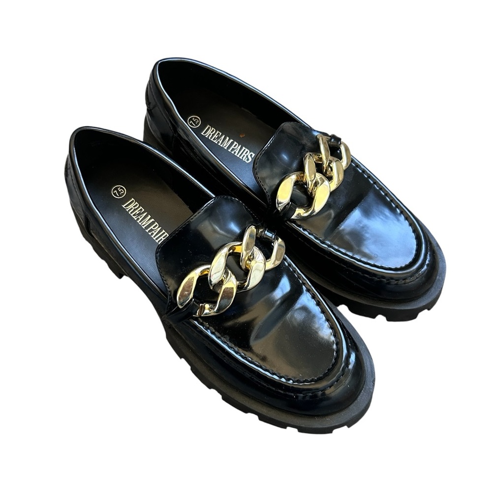 Dream Pairs Patent Chunky Loafers with Gold Chain size 7.5